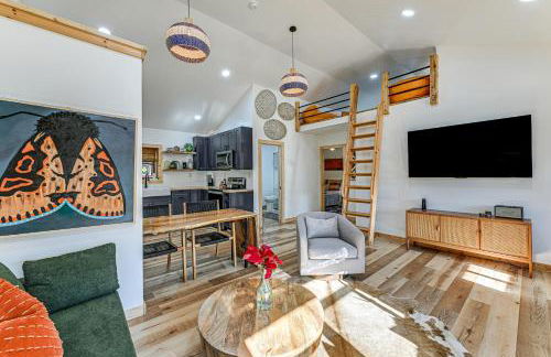 Remote Home with Deck and Grill in Scenic Tuckasegee! - Foto 7