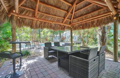 Tropical Oasis 2BR House w Pool - Foto 37