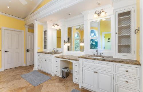 Yosemite Bass Lake VIEWS, 2 Homes, Games, Hot Tub - Foto 27