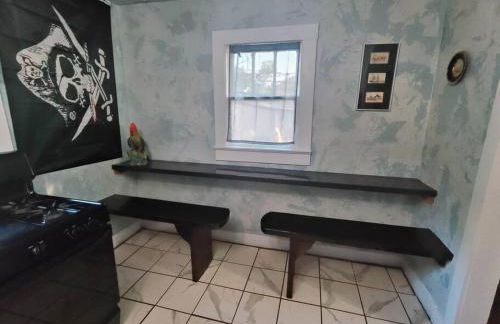 Pirate Seeking crew. Downtown Fort Smith - Foto 15