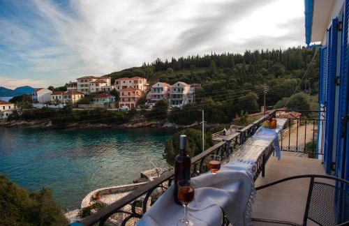 Fey's House waterfront - Φισκάρδο - Photo 16
