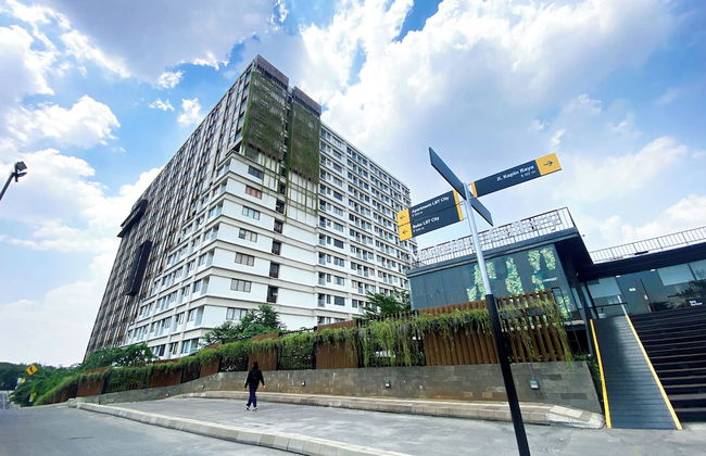 Good Choice and Comfy Studio Apartment at LRT City Jatibening - Photo 24