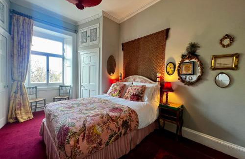 Central Apartment with parking, original art and antiques - Foto 18