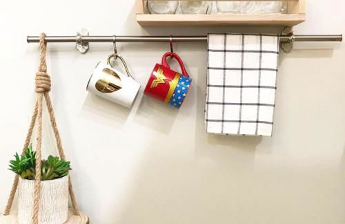 Charming 2BR Getaway with Modern Comforts - Foto 59