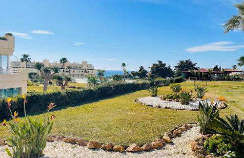 La Cala gorgeous 2 bedroom apartment with stunning gardens, pools and sea views - Photo 74