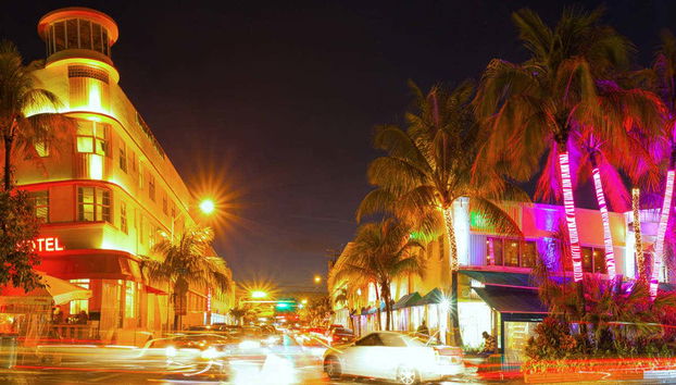 Miami Night Bus Tour - Photo 4