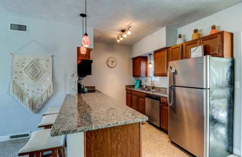 3 Bed 2 Ba Wifi Kitchen Walk to Beach FirePit - Foto 6