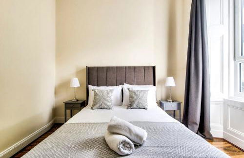 Stunning 5 bedroom apt, close to city centre, SEC, Hydro and motorway - Foto 6