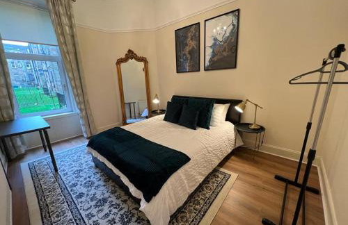 Victorian 3 BR main door flat, King size beds , large rooms - Foto 13