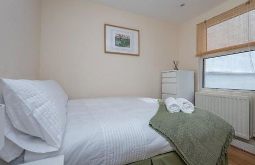 3-bedroom flat for 4, excellent transport connections - Foto 6