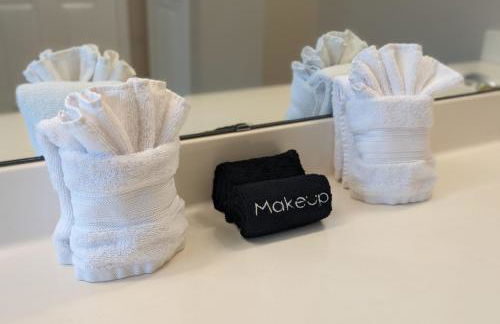 Cedar's Corner in Concord Spacious & Clean - Foto 40