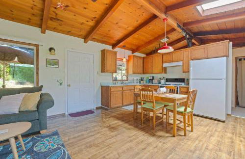 Red Cabin in Twain Harte - King bed - Photo 3