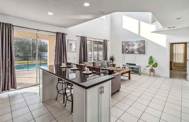 7/6.5 Beautiful Vacation Home With Private Pool, and Much More!! - Foto 72