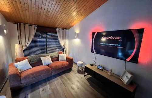 Le Hourmigué maison 130m2 avec jacuzzi à 15mn de Luchon - Foto 11