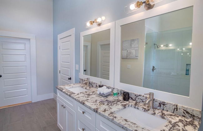 Incredible New 3BR 2BA Near Downtown - Foto 13