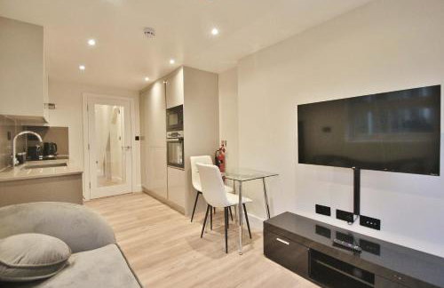 Fantastic 2 Bed Garden Flat In West London - Foto 3