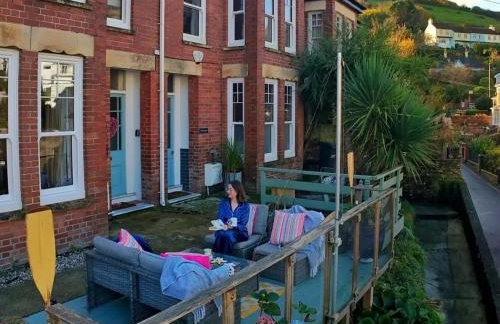 MIDSHIPS A HOLIDAY HOME IN DARTMOUTH SLEEPS UPTO 6 PEOPLE ,PET FRIENDLY , 10 MINUTES WALK TO Town CENTRE WITH PARKING included - Foto 18