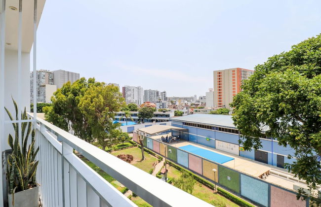 w Elegant 2BR in Barranco - Photo 15