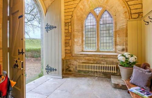 Exceptional Grade II Listed Church Conversion - Foto 22