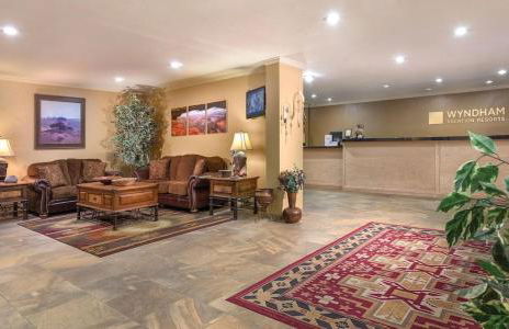 Wyndham Flagstaff 2 Bedroom Deluxe - Photo 2