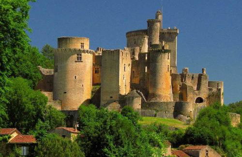 Castle near Agen with Shared Pool - Foto 36