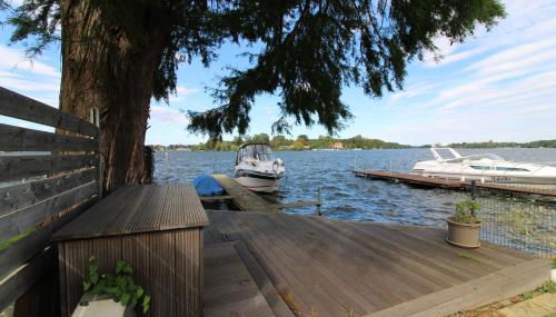 Haus am See - Foto 1, Garden