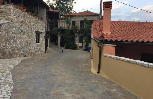 Apostolia's big house Bed and view - Foto 7