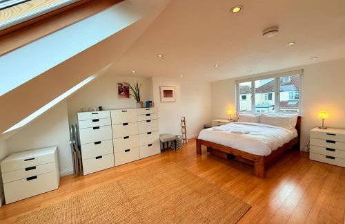 Redland's Fun & Colourful Artistic House - Foto 11