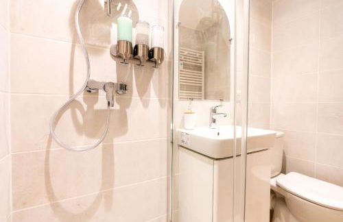 Le CosyGreen - Central/Netflix/Wifi Fibre - Séjour Lozère - Foto 13