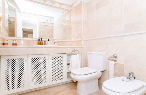 Great View Apartment in Elviria - Photo 8