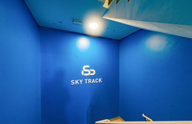 Pristine Cozy One Bedroom Suite - Photo 23