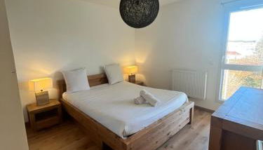 Sweet & Charm for this cozy appt in Saint-Julien - Photo 5