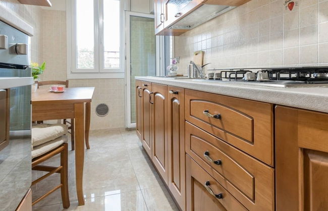 JOIVY Milano Fiera Cozy & Elegant Apartment - Photo 12