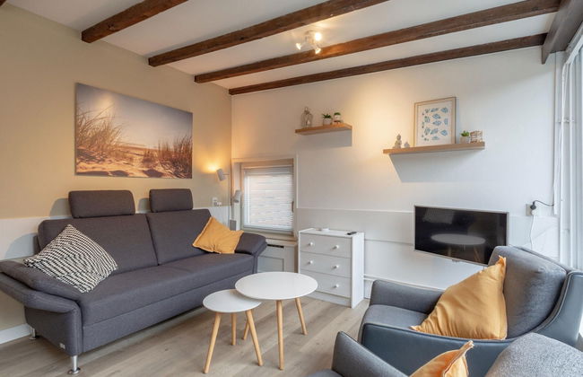 Radiant Bungalow With Patio at Duinland - Foto 22