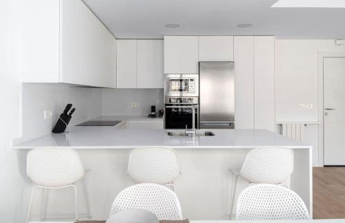Bright apartment with A/C, parking optional - Foto 4
