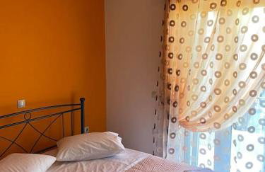 Ornela's Home - Photo 10