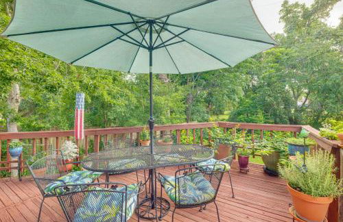 Lovely Bryan Home with Deck - 4 Mi to Kyle Field! - Foto 24