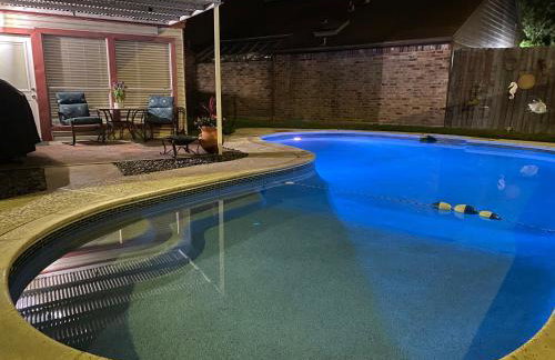 HoustonGem Private Pool & Hot Tub 20 Min to DT - Foto 50