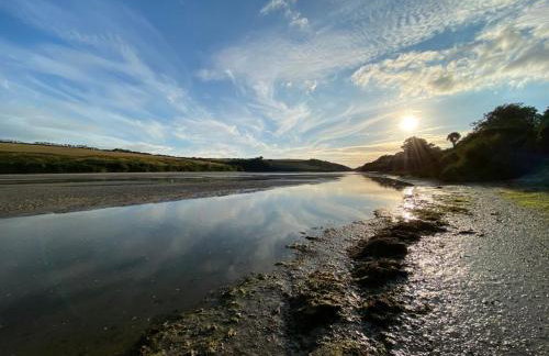 2 Chatsworth Riverscape Apartments - Peaceful apartment in great location with free parking overlooking the Gannel just a short walk from Newquays incredible beaches and local amenities - Foto 25