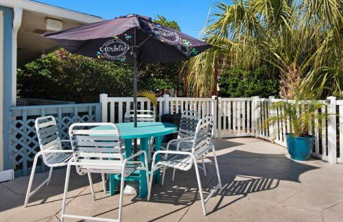 Steps to the Beach Pool Courts Family Fun - Foto 36