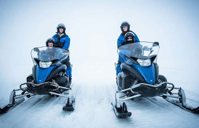 Paseo en moto de nieve por el glaciar Vatnajökull - Foto 3