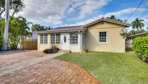 House with Shared Pool Access 4 Mi to Beaches! - Foto 2