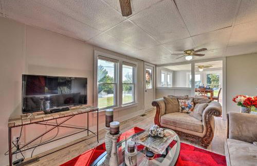 Porch, Fire Pit and Grill Blue Ridge Mtn Cottage! - Foto 3