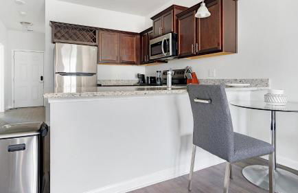 Landing Beautiful 2BD Gym Pool - Foto 8