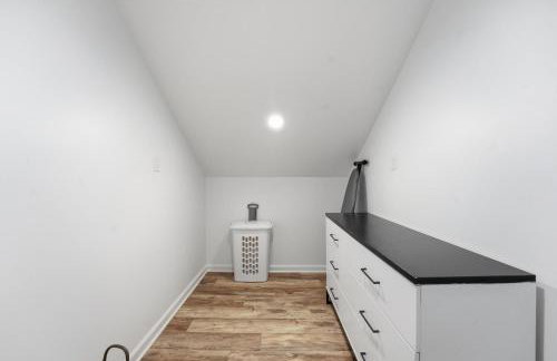 Renovated 1950s Barndominium Pet-Friendly & Modern - Foto 21