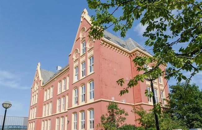 Urban Apartment - City Center - Photo 5