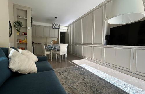 Blue Roof - Photo 22