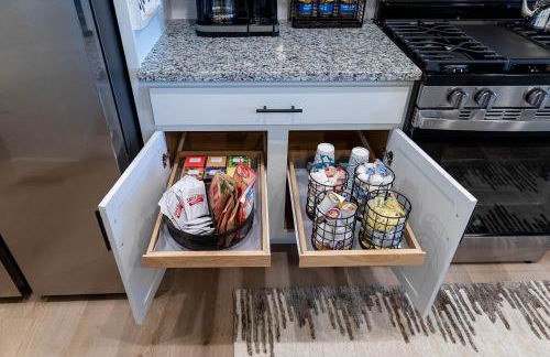 The Cobbin Luxe, Luxe Stay Minutes from Penn State - Foto 25