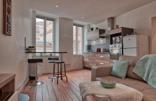 UnSejourAMetz - Les douillets, du T2 au T3, hyper-centre - Foto 1