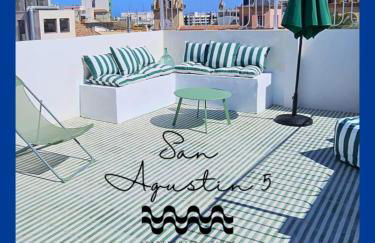 Penthouse with breathtaking views of heart of Alicante - Photo 1